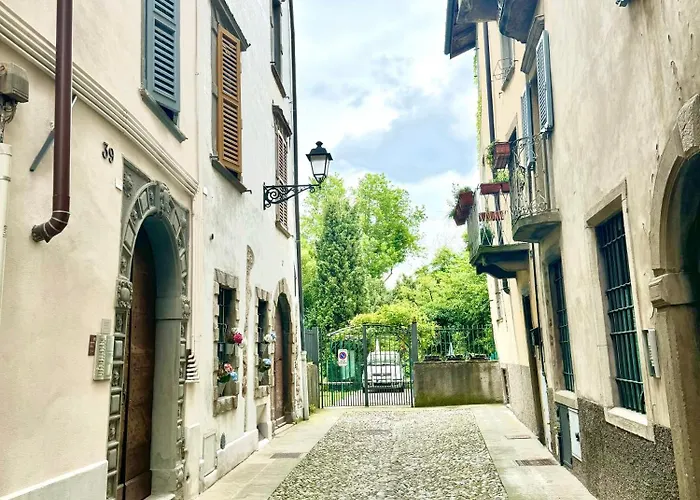 Casa Sulle Mura Romane - Old Town