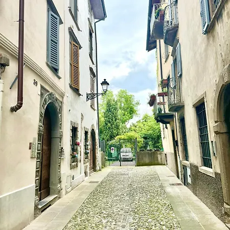 Casa Sulle Mura Romane - Old Town